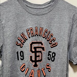 47 Gray San Francisco Giants Short Sleeve Tee Mefium